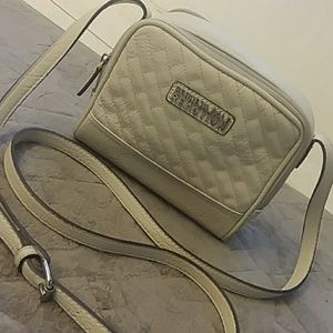 Kenneth cole reaction purse